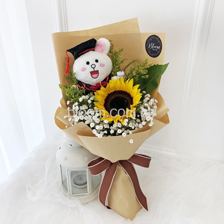 Graduation Gift, Convocation Bouquet, Teddy Bear, Fresh Flower Send ...